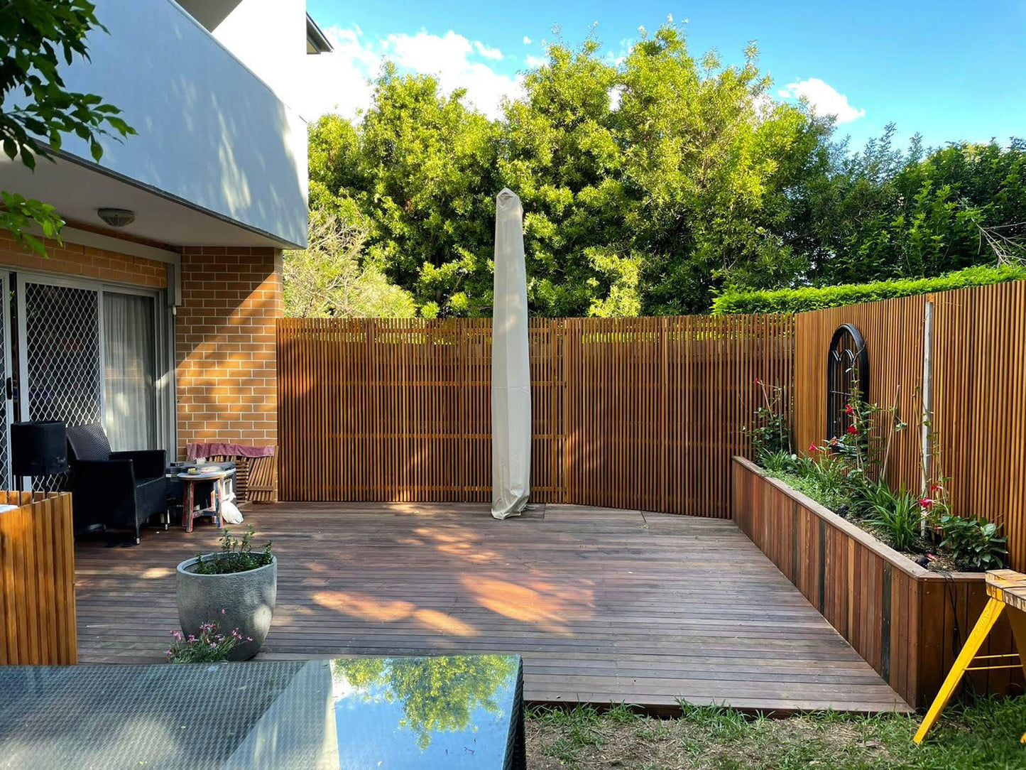 Merbau Batten Screens - Oiled Finish