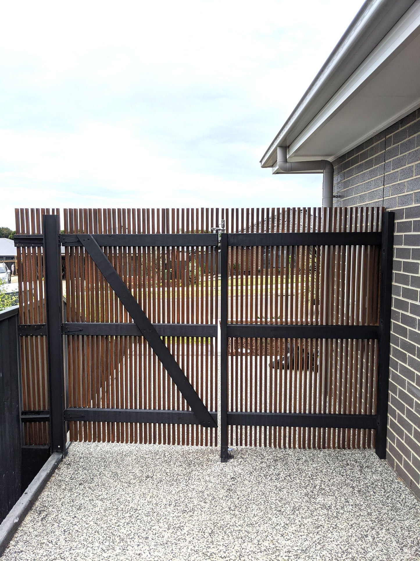 Merbau Batten Screens - Raw Finish